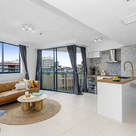 Apartment Spacious 2br- Centre Of Brissy!
