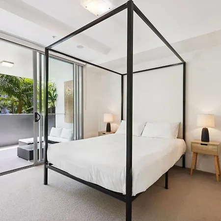 3-bed Luxurious Retreat By River & Cbd