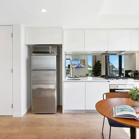 Stunning 1-bed By Victoria Park With Pool & Gym Brisbane