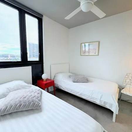 Modern Homely 2br W Parking Bowen Hills * Brisbane