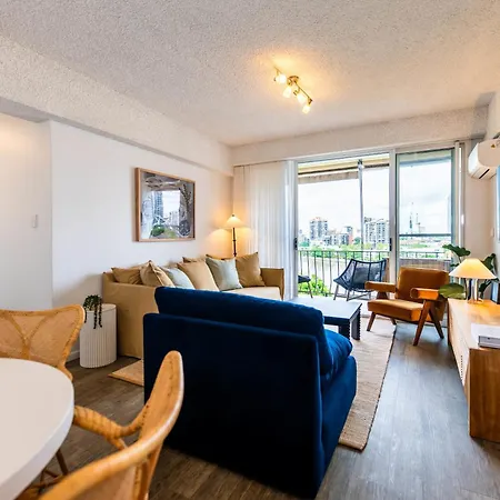 Apartment & Story Bridge View 2 Bedrooms Unit W Parking