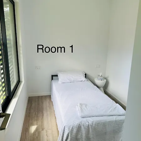 Guest house Inner Suburb Studio