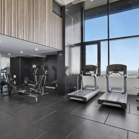 Cbd - Entire Apt 2b1b W Pool And Gym Apartment Brisbane