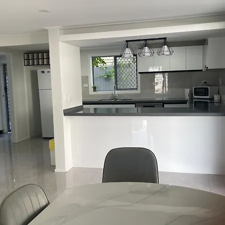 Easy Way Living Ashgrove *