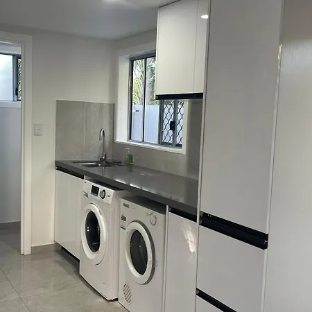 Easy Way Living Ashgrove * Brisbane