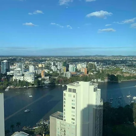 Cbd Skytower River View,free Wifi&carpark Apartment