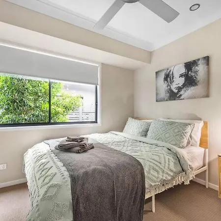 Spacious + Convenient! 3bed/2.5bath/1car~townhouse Brisbane