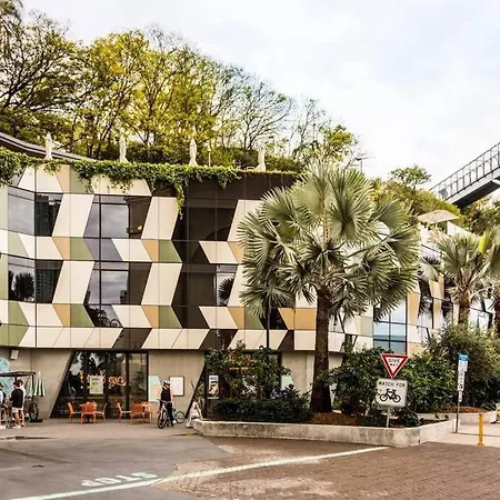 New! Ultra Relaxing 1br Poolside Oasis In Fortitude Valley Apartment