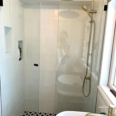 Charming Heritage House In The Heart Of The Holiday home Brisbane
