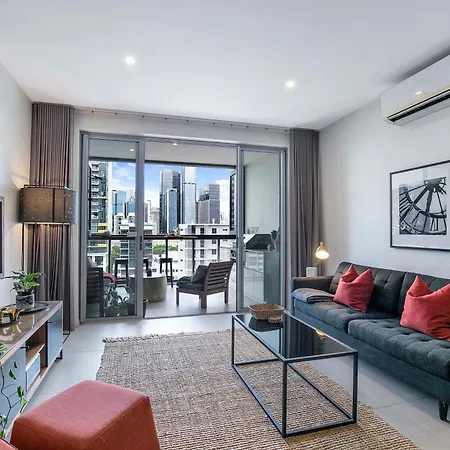 Apartment Sunny 1b In Heart Of South Bris By Custom Hosting Brisbane