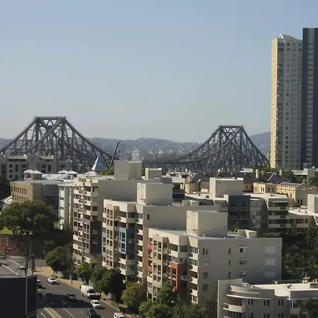 Story Bridge Views Of Cbd & Free Parking Apartment *