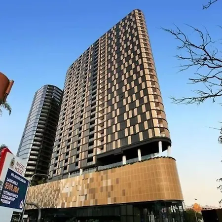 Story Bridge Views Of Cbd & Free Parking Apartment