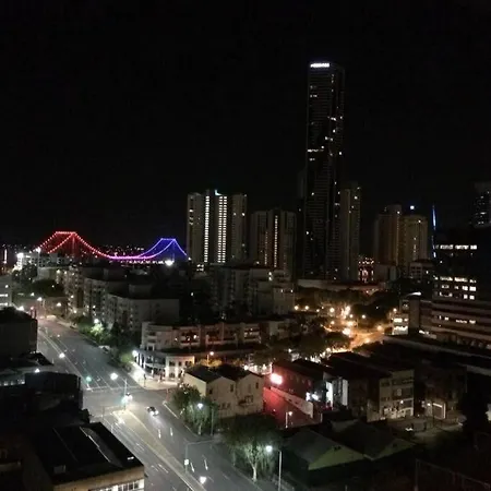 Apartment Story Bridge Views Of Cbd & Free Parking Brisbane