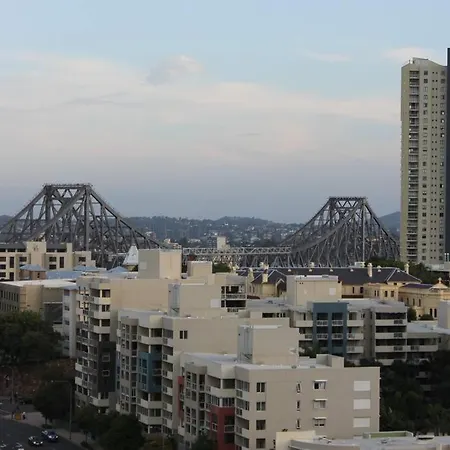 Story Bridge Views Of Cbd & Free Parking *
