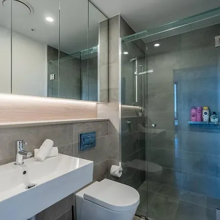 Chic Brand-new Near South & Cbd With Pool + *
