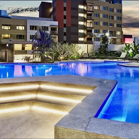 Apartment Modern Homely 2br W Parking Bowen Hills