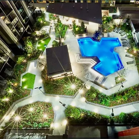 Modern Homely 2br W Parking Bowen Hills Apartment