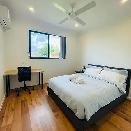 Modern Private 1,2 Close To Qeii & Grifith Uni Guest house Brisbane