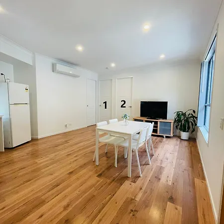 Modern Private 1,2 Close To Qeii & Grifith Uni Guest house Brisbane
