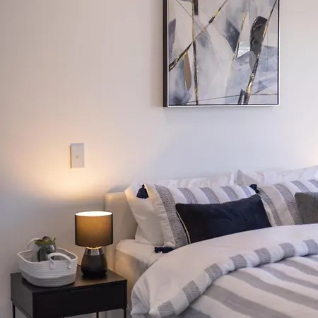 2024 Brand-new 5br Comfort House In Sunnybankhills Brisbane