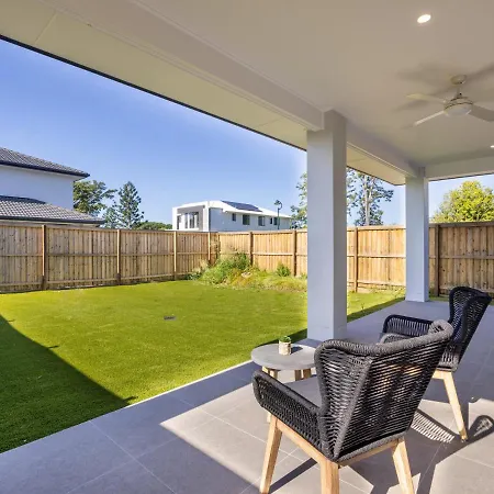 Holiday home 2024 Brand-new 5br Comfort House In Sunnybankhills Brisbane