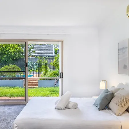 Modern 5bedroom House W Outdoor Pool Robertson Holiday home *