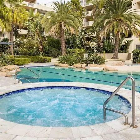 Apartment New! Ultra Relaxing 1br Poolside Oasis In Fortitude Valley