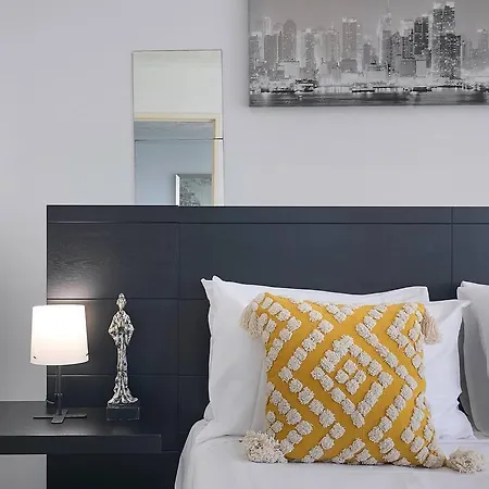 Valley Tropical - Embrace Urban Resort-style Living *
