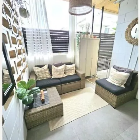 Prime Location: Just Steps Away From Oxford Street *