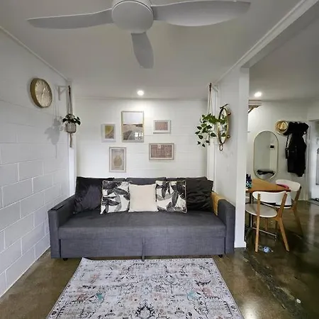 Apartment Prime Location: Just Steps Away From Oxford Street Brisbane