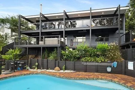 Calm Springs In Brisbane-large Family Home-pool Holiday home *