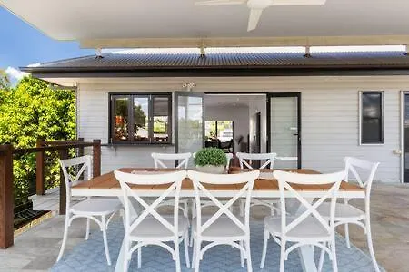 Holiday home 5bdr Ultimate Family Retreat Pool Toys Galore Brisbane