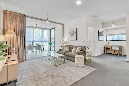 Charlotte Towers & Style Facilities