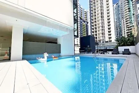 Charlotte Towers & Style Facilities Apartment Brisbane