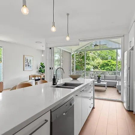 Paddo Princess! ~ 4bed/2bath/1car ~ House *