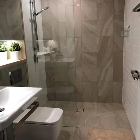 Of South Bank With Car Park Apartment Brisbane