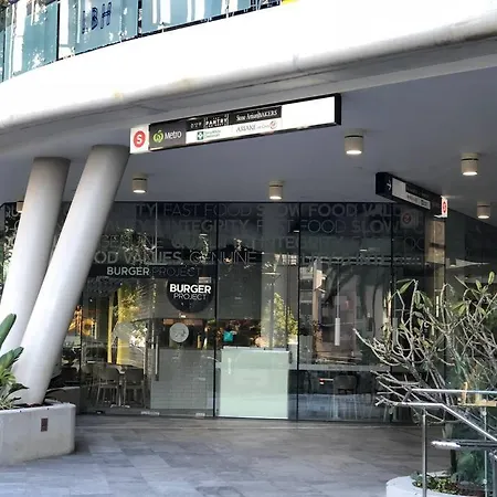 Of South Bank With Car Park Apartment *