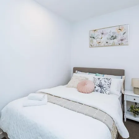 Location 2bd W Spectacular Views Apartment