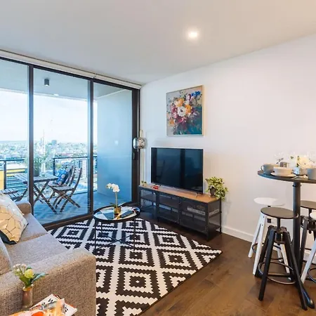 Location 2bd W Spectacular Views * Brisbane