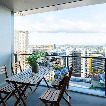 Location 2bd W Spectacular Views * Brisbane