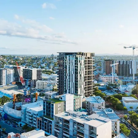 Location 2bd W Spectacular Views Apartment