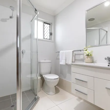 Apartment Next To A Disk Golf Course! Shops! Aircon! 339f1