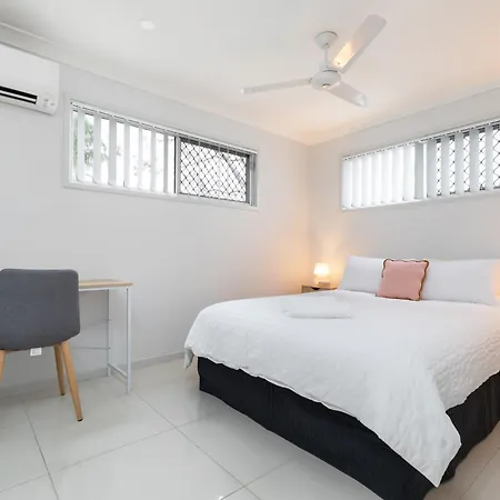 Next To A Disk Golf Course! Shops! Aircon! 339f1 Apartment *
