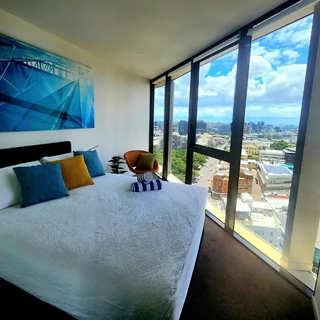 Great Location And Amazing Views Apartment *