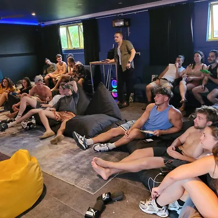 Backpackers Hq * Brisbane