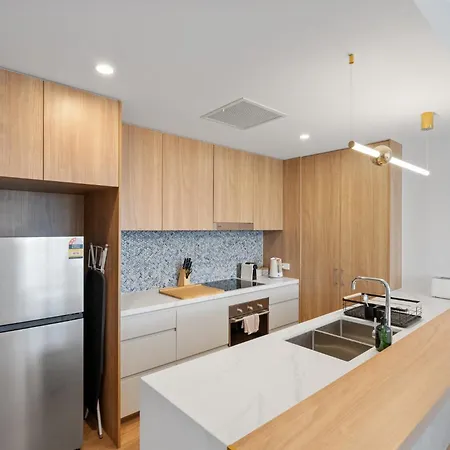 The Roocrest - Kangaroo Point Brand New 2br With Parking * Brisbane