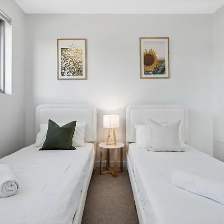 The Roocrest - Kangaroo Point Brand New 2br With Parking Apartment Brisbane