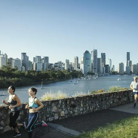 The Roocrest - Kangaroo Point Brand New 2br With Parking Brisbane