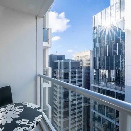 Apartment Chic Living 1b1b W/shared Pool+bbq+gym *