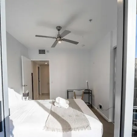 Chic Living 1b1b W/shared Pool+bbq+gym Apartment *
